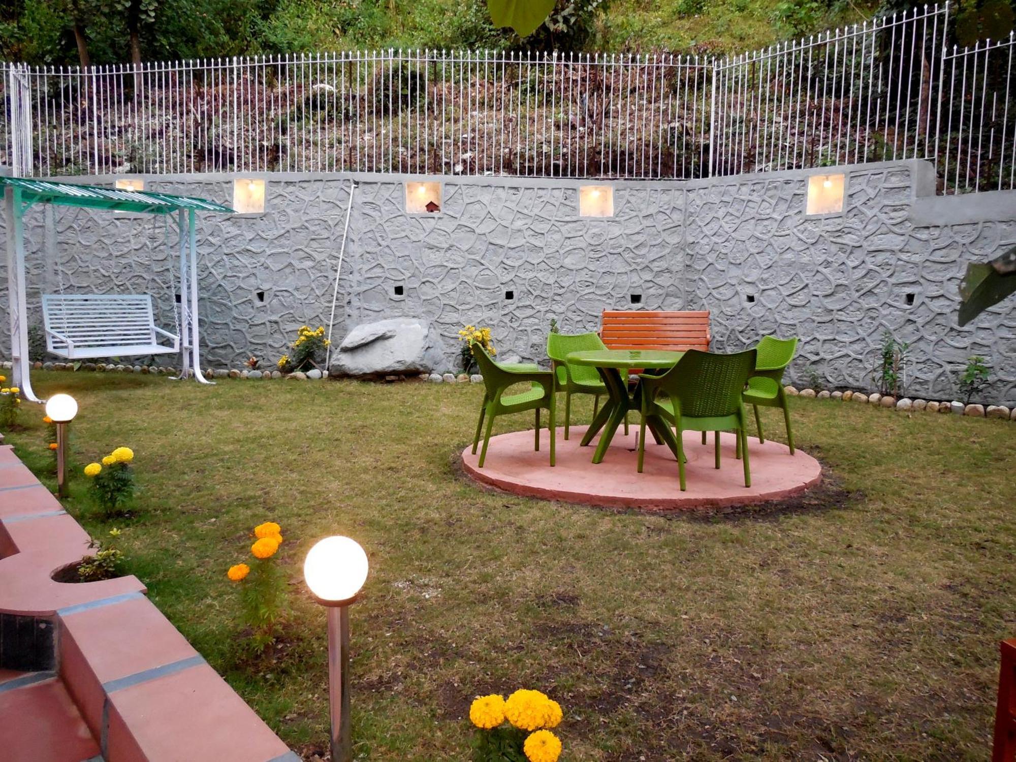 Dreamcatcher Boutique Hotels Bhīm Tāl Buitenkant foto